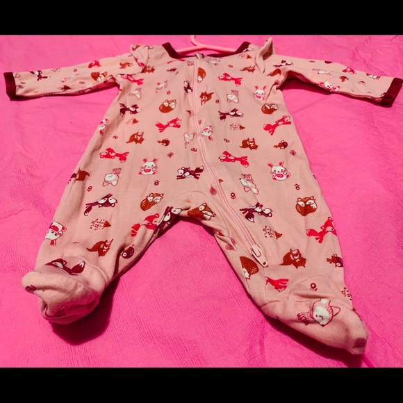 NEWBORN ALERT 🚨👶🏽 BUNDLE DEAL - Picture 4 of 16